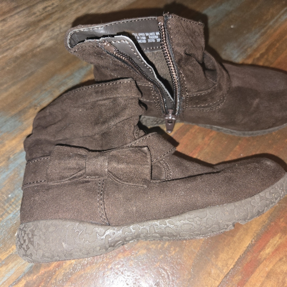 Childrens Place Girls Boots Size 11